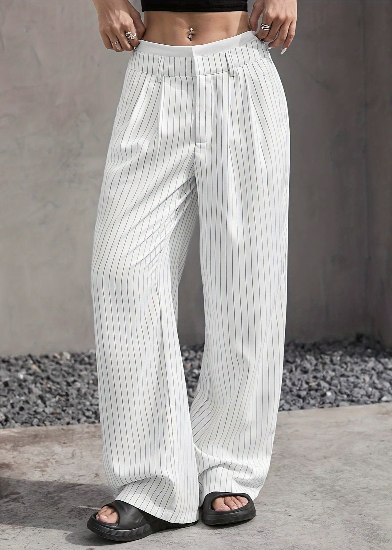 Pantalon droit rayé taille haute