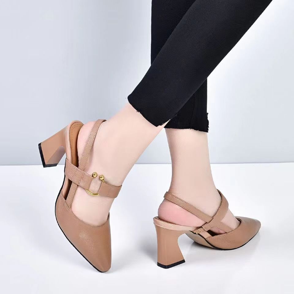Sandales Élégantes à Talons Épais Bout Pointu