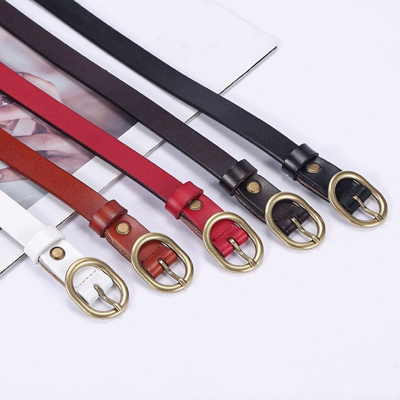 Ceinture fine élégante en cuir