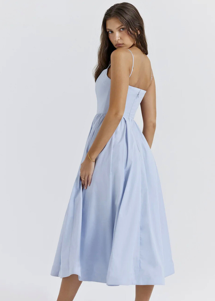 Robe longue élégante à bretelles