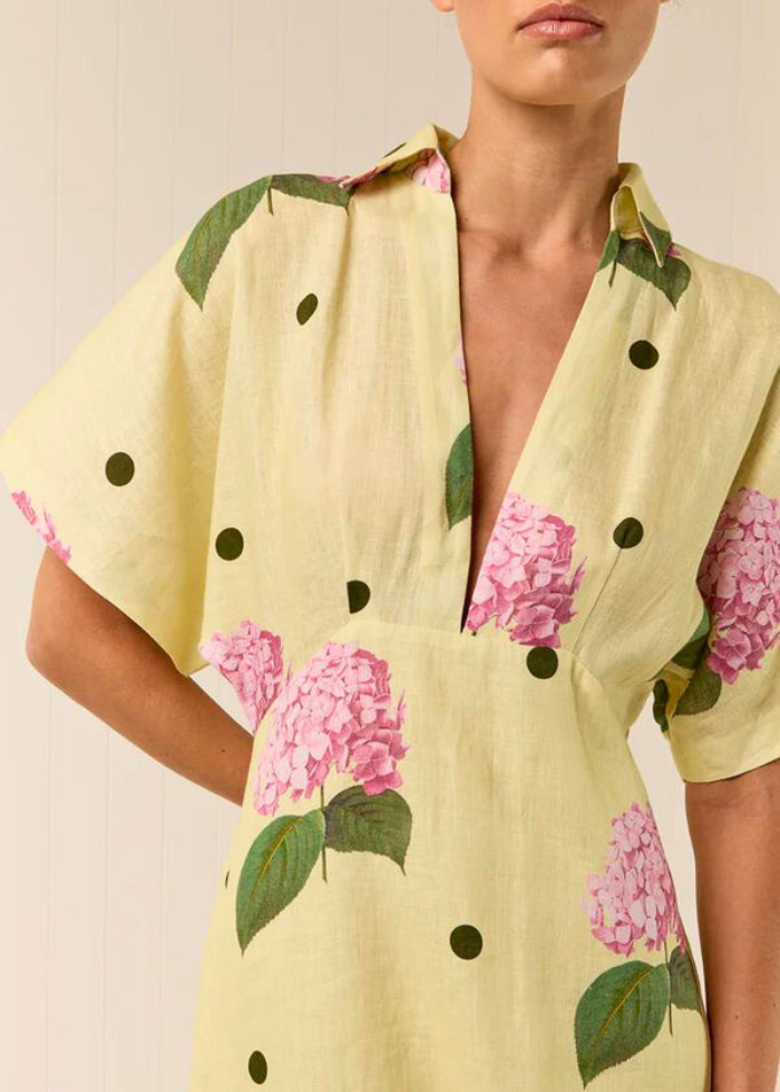 Robe imprimée taille haute élégante