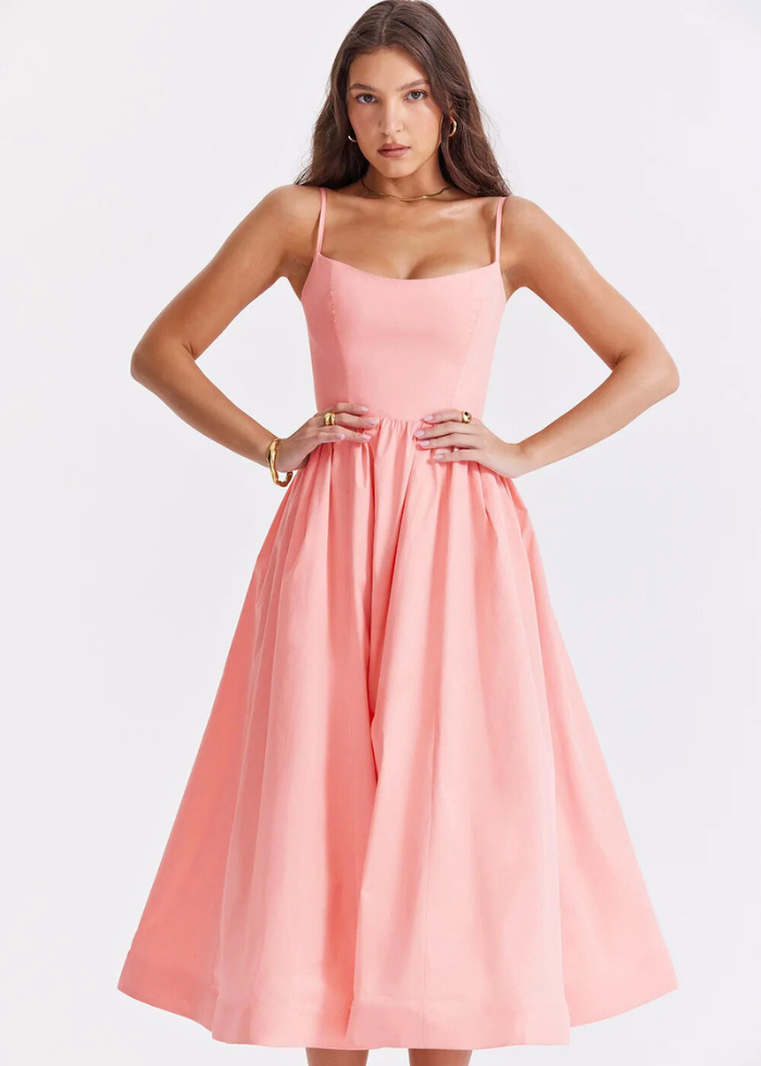 Robe longue élégante à bretelles