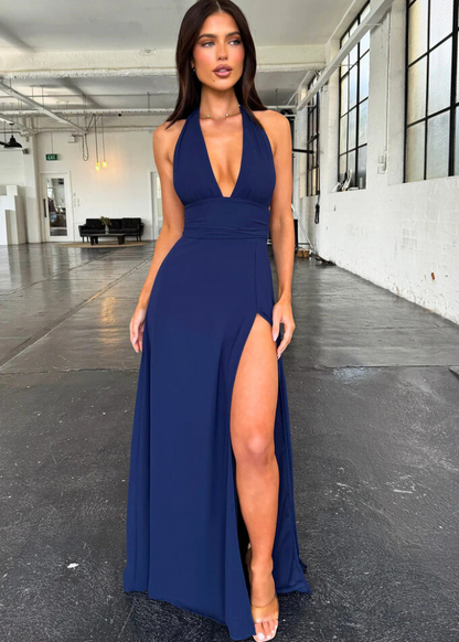 Robe longue décolleté V fendue