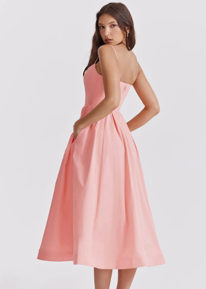 Robe longue élégante à bretelles