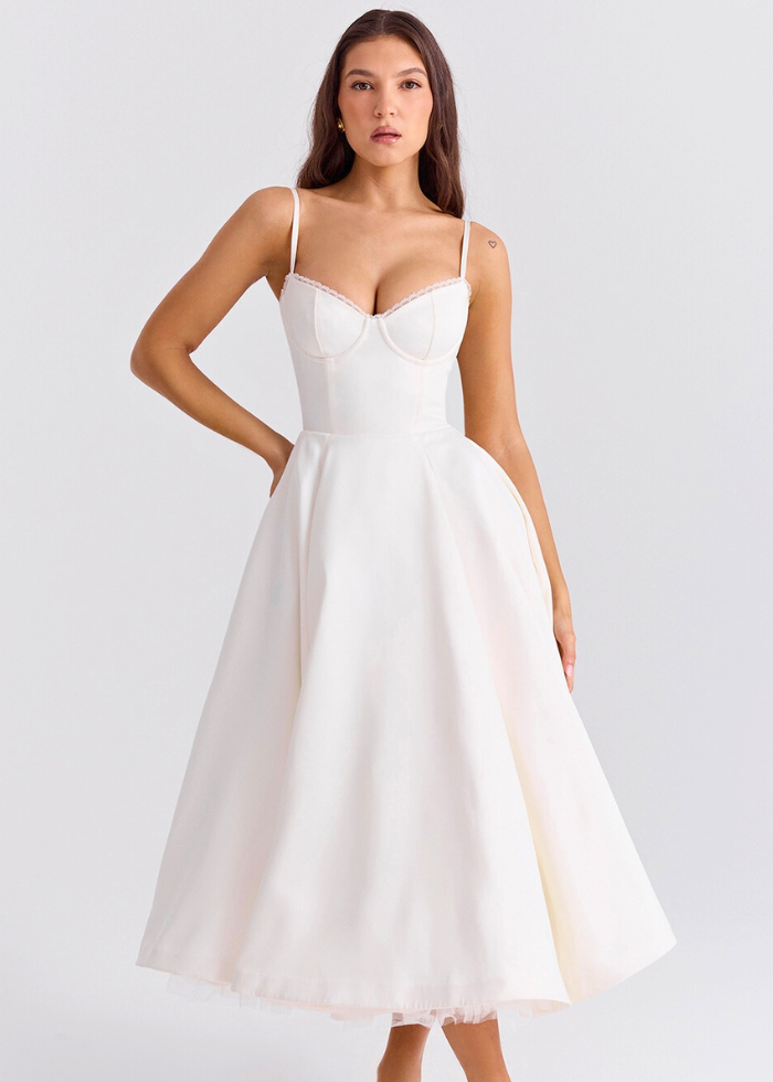Robe Longue Rose Femme – Style Bustier & Jupe Volumineuse