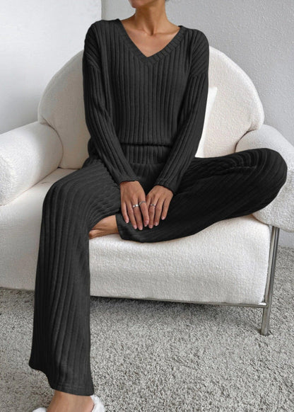 Ensemble satiné V-cou fluide