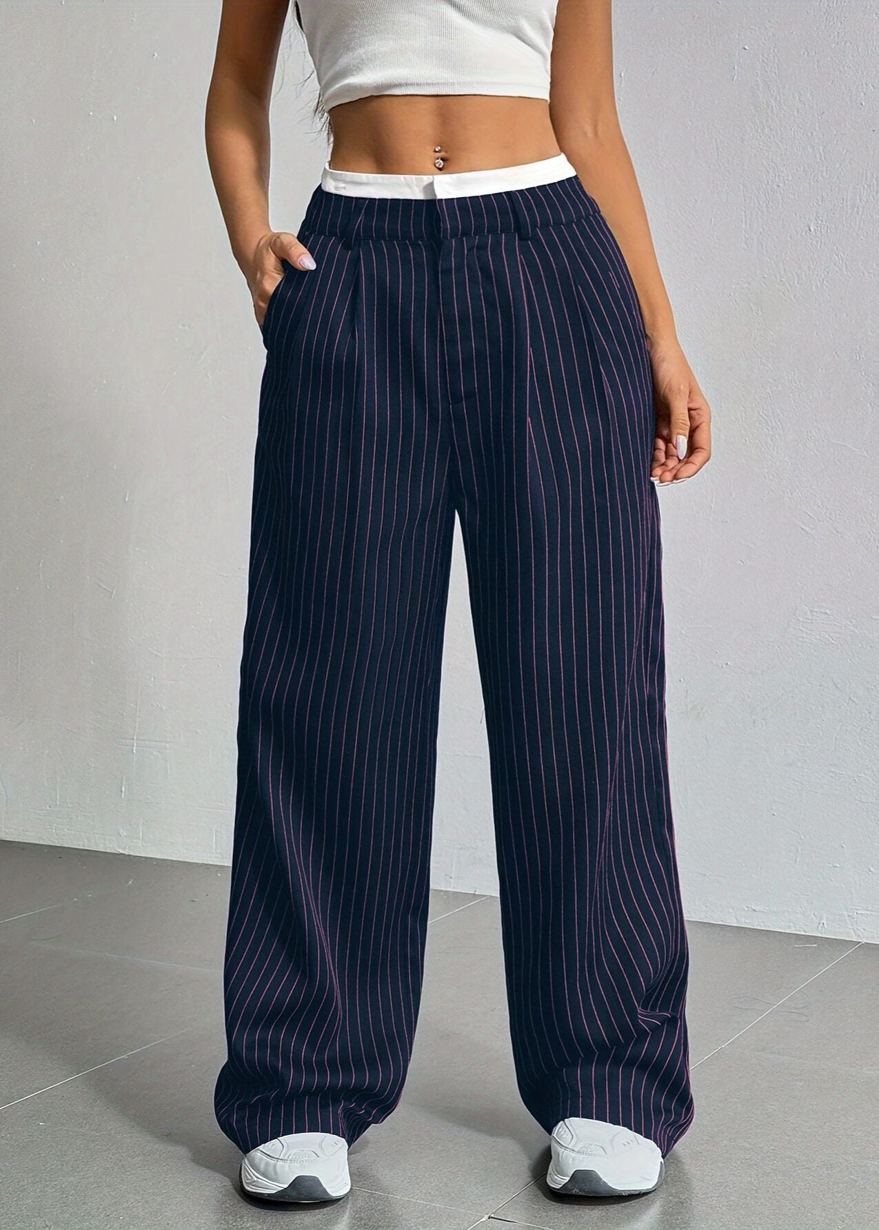 Pantalon droit rayé taille haute